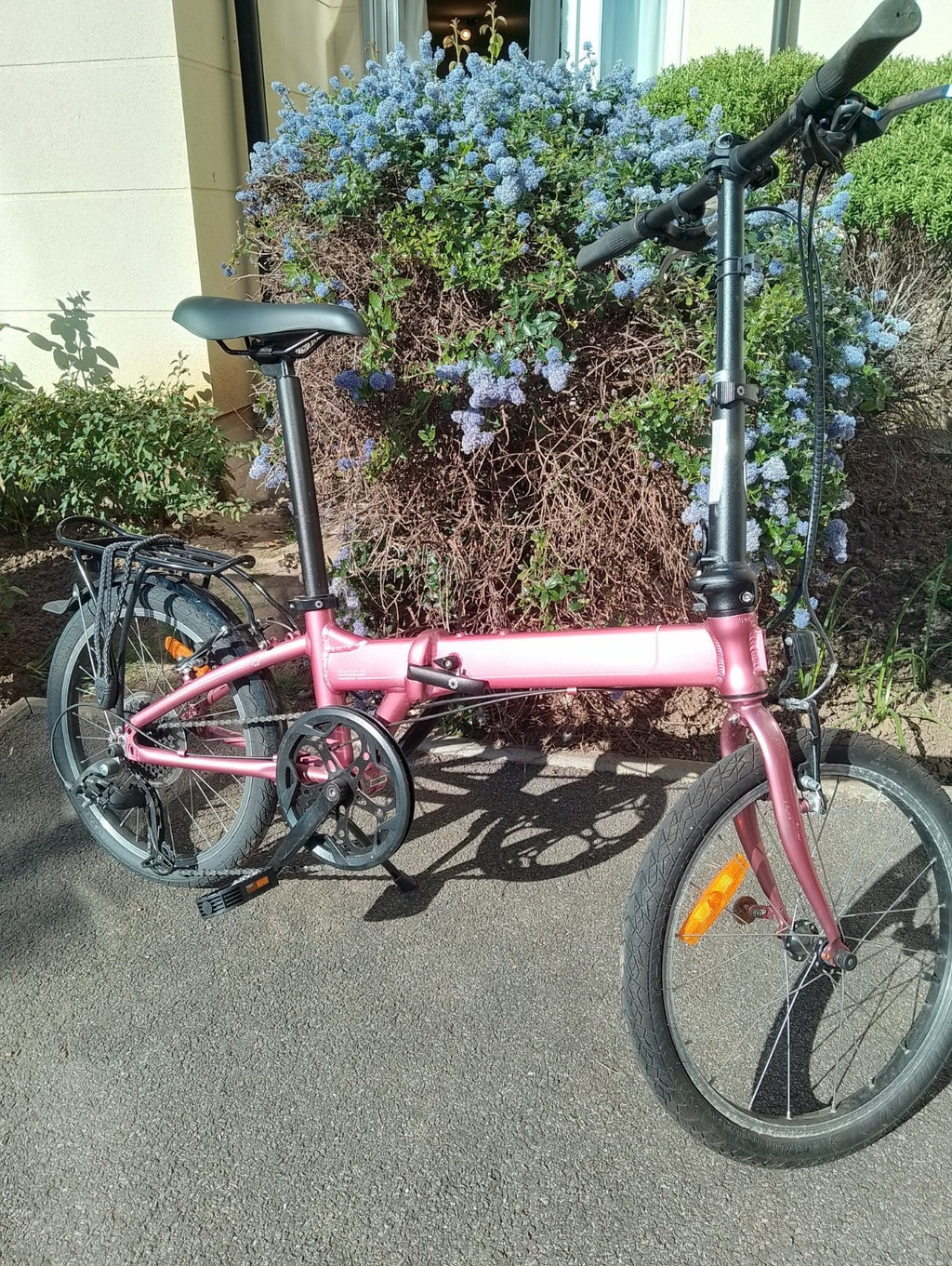 Dahon Mariner D8 Folding Bike - 20" Wheel - Pink