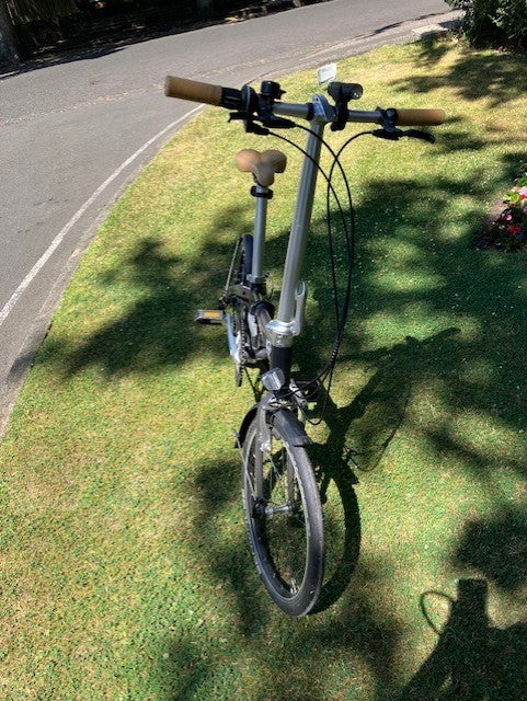 BMW MINI Folding bike lovely condition  8 gears