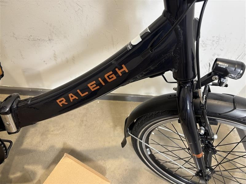 Raleigh Stow-E-Way 20" Folding Bike - Missing Battery