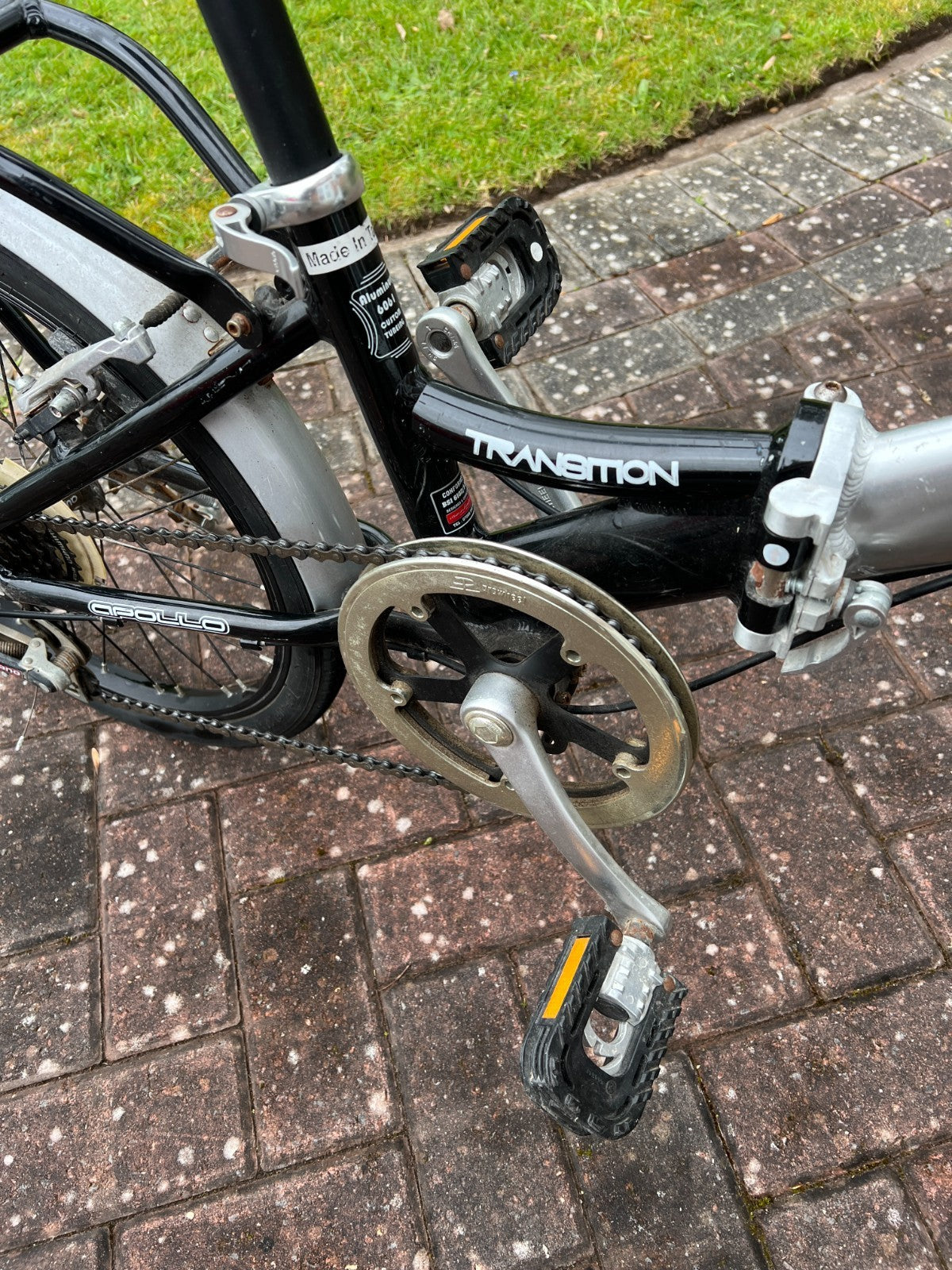 Apollo Transition Folding Bike.  20" Wheels.