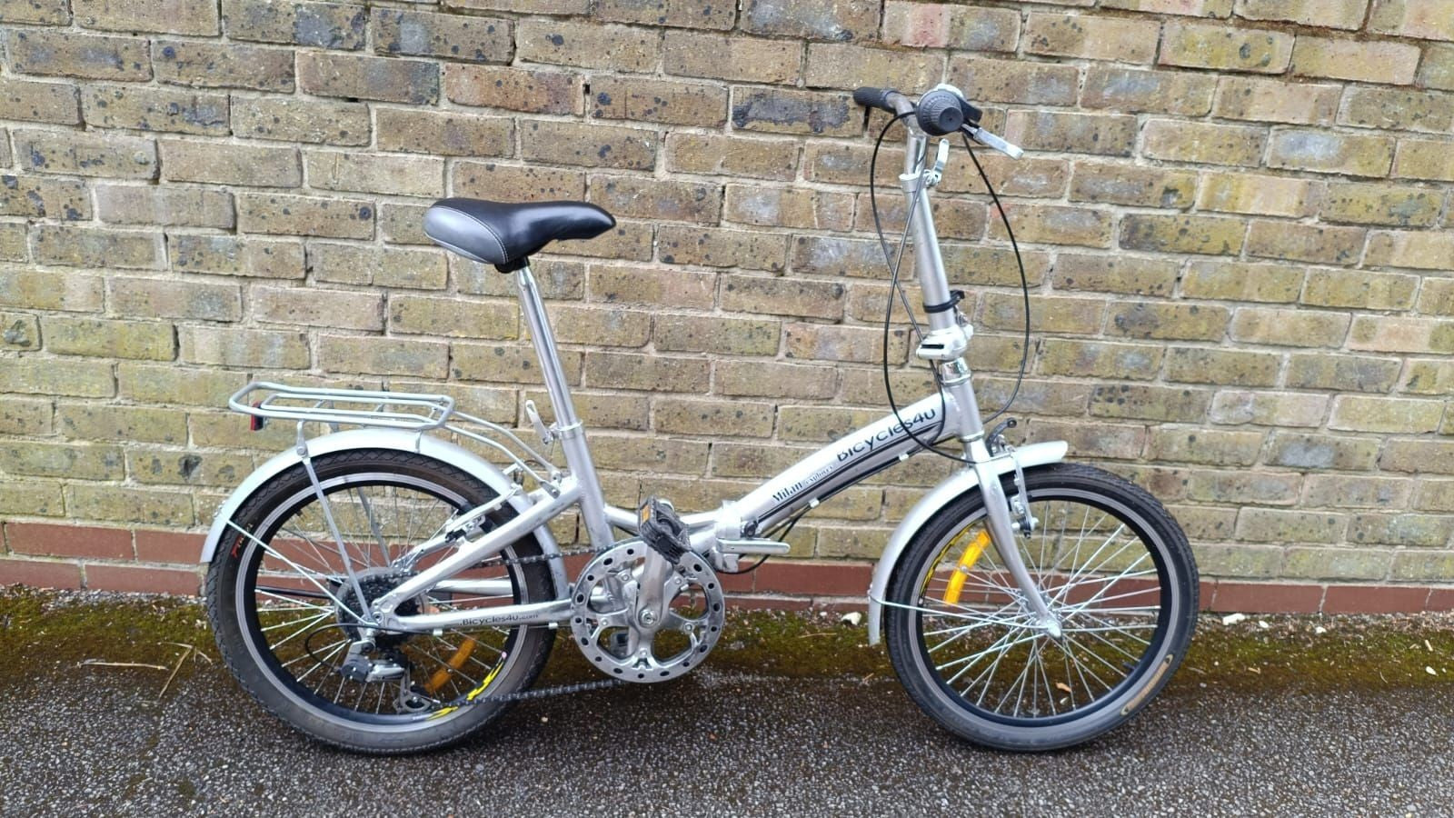 Aluminium Milan Explorer Bicycles4U folding bike in good condition