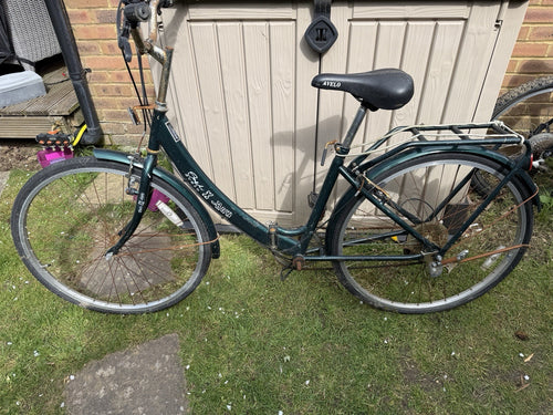 Avelo Women's Row Folding Bike