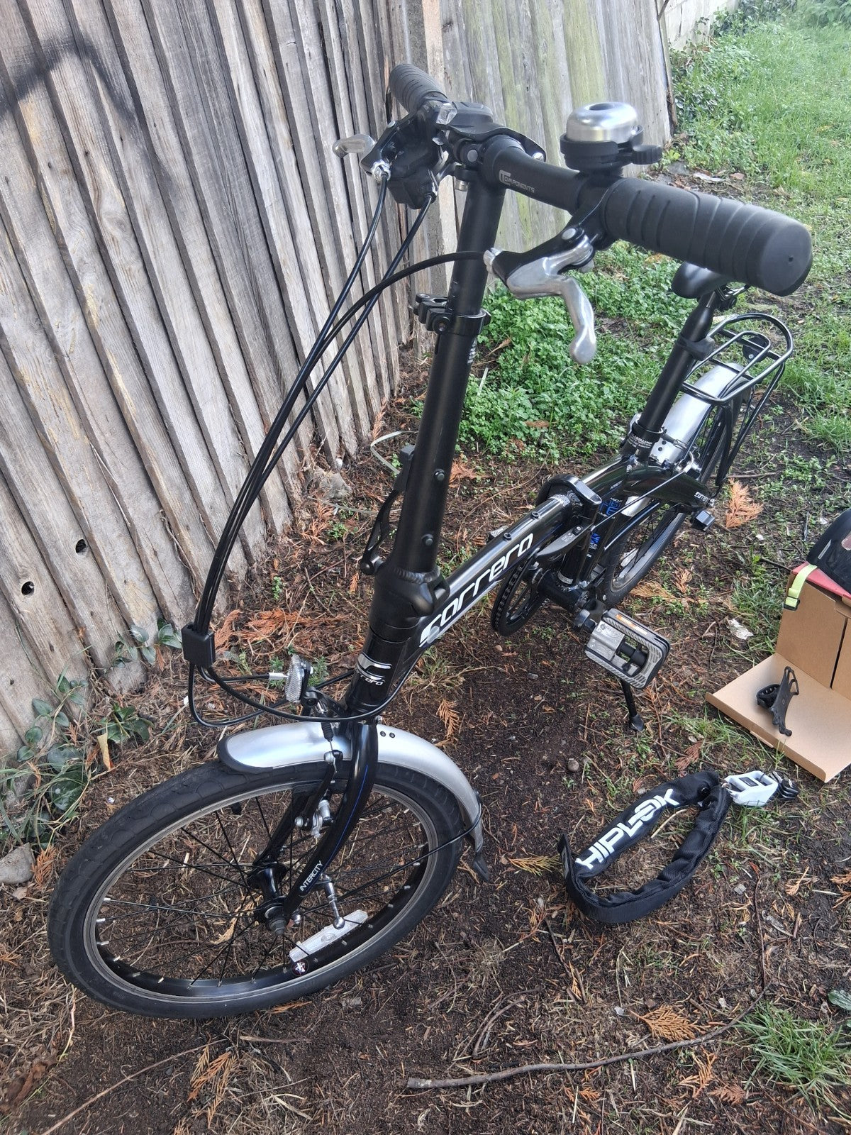 Carrera Intercity Folding Bike 20" Wheels 7-speed Gears