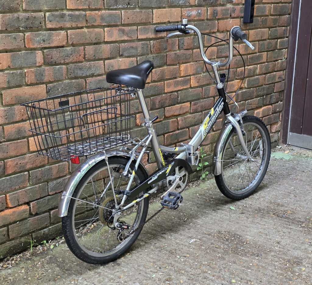 AMMACO COMMUTER TWENTY FOLD UP BIKE w/ REAR BASKET / 20" WHEELS / 33cm FRAME