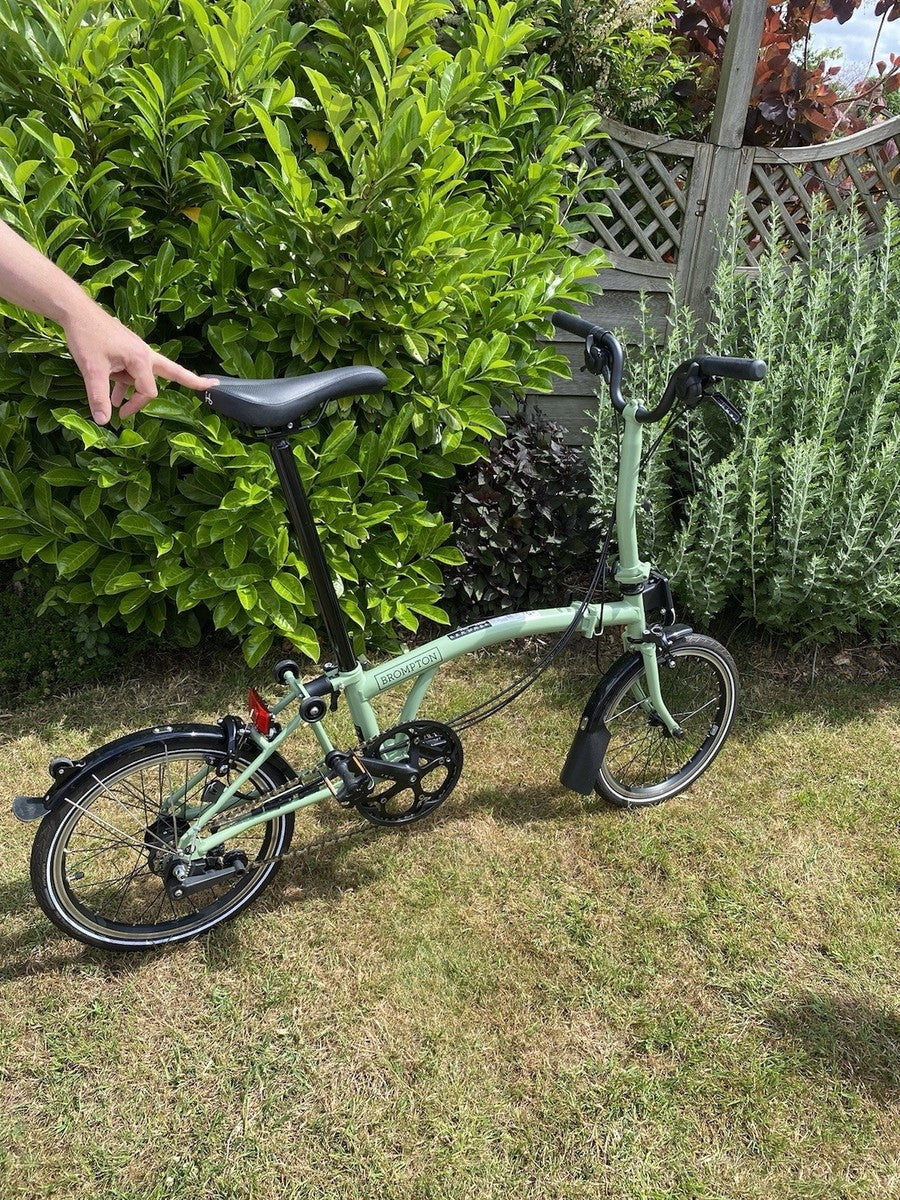 Brompton C Line Explore 2023 6-Speed, Matcha green, High Handlebars
