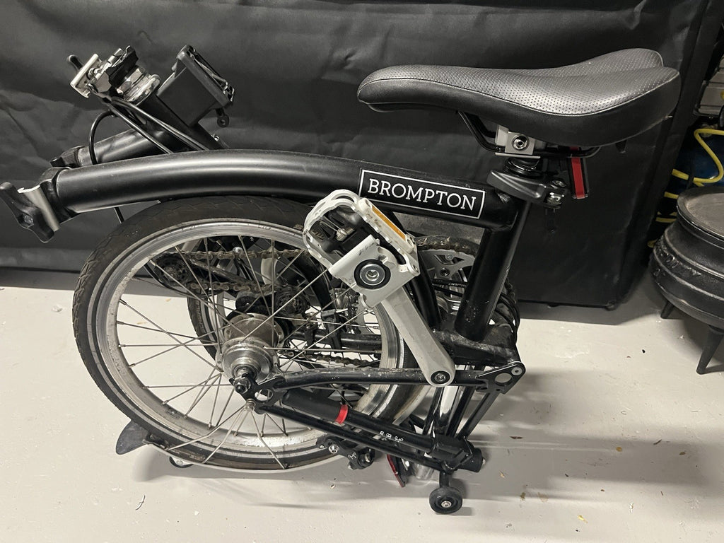 Brompton Folding Bike – Black – Excellent Working Order
