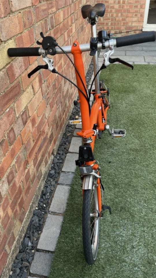 Brompton 3 gears Orange. Hard to find⁸ Colour !
