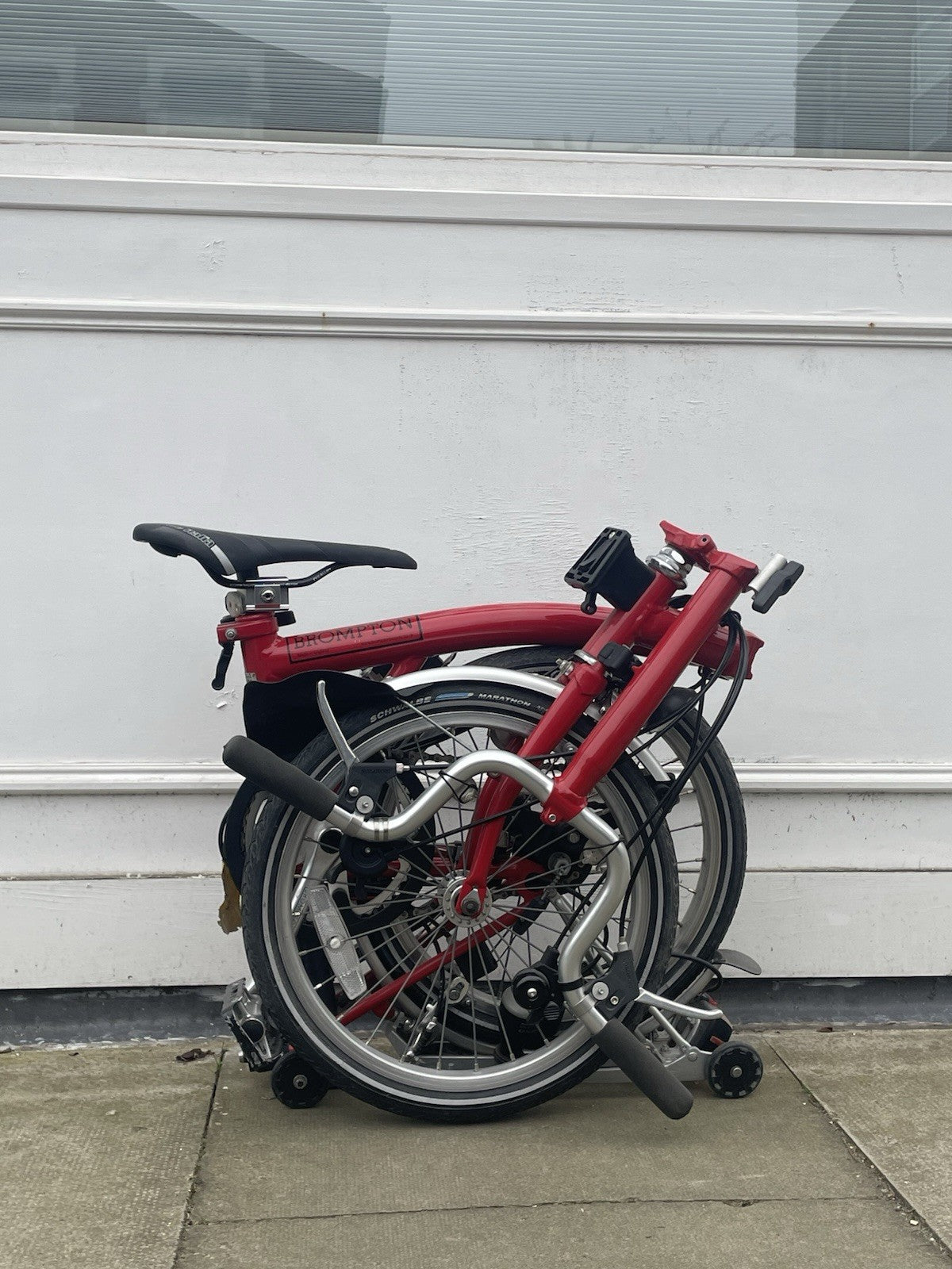 Brompton M6R Folding Bike 6-Speed, Red