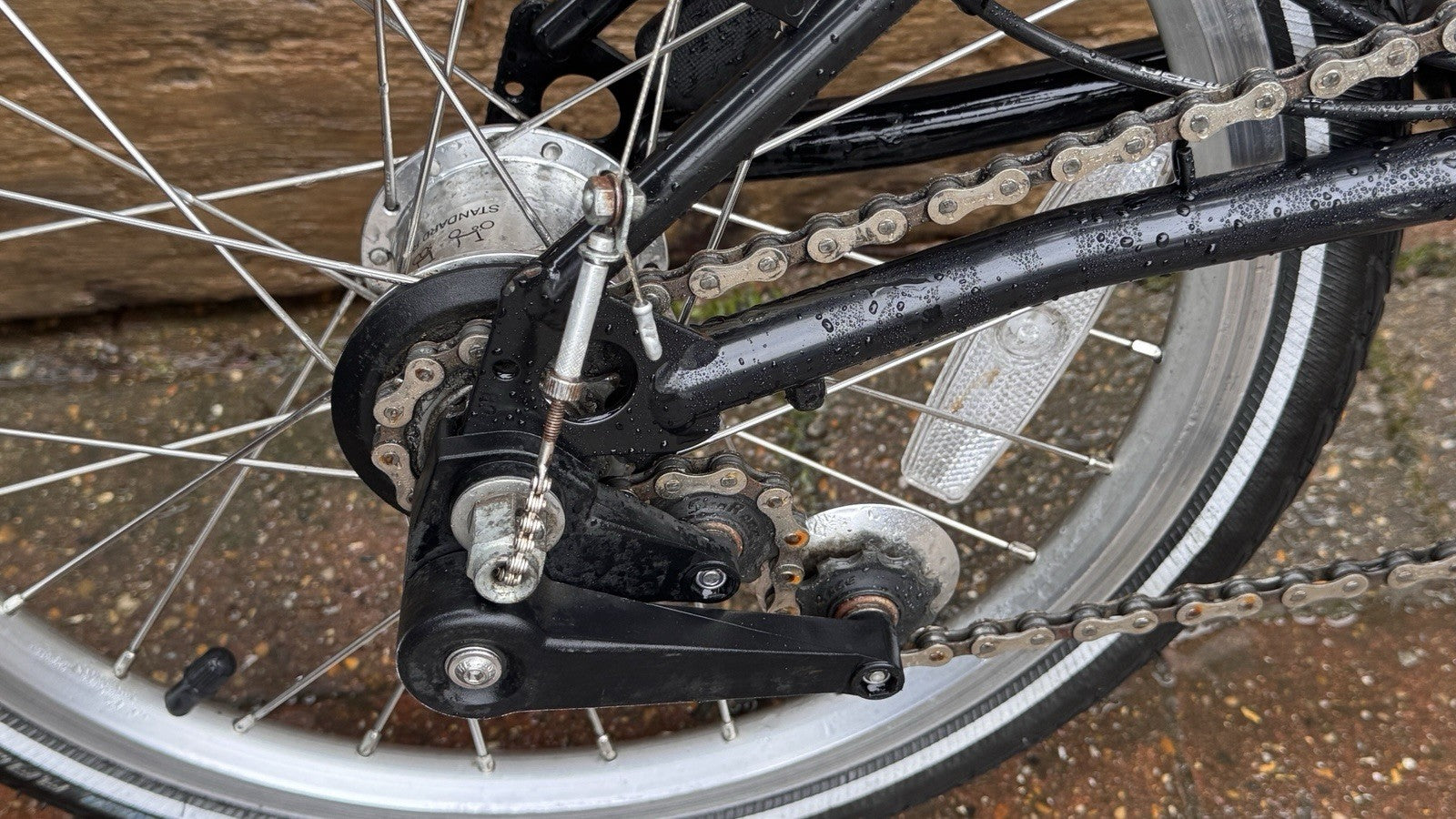 Brompton A Line White (2022 Model) Folding Bike - Great Condition