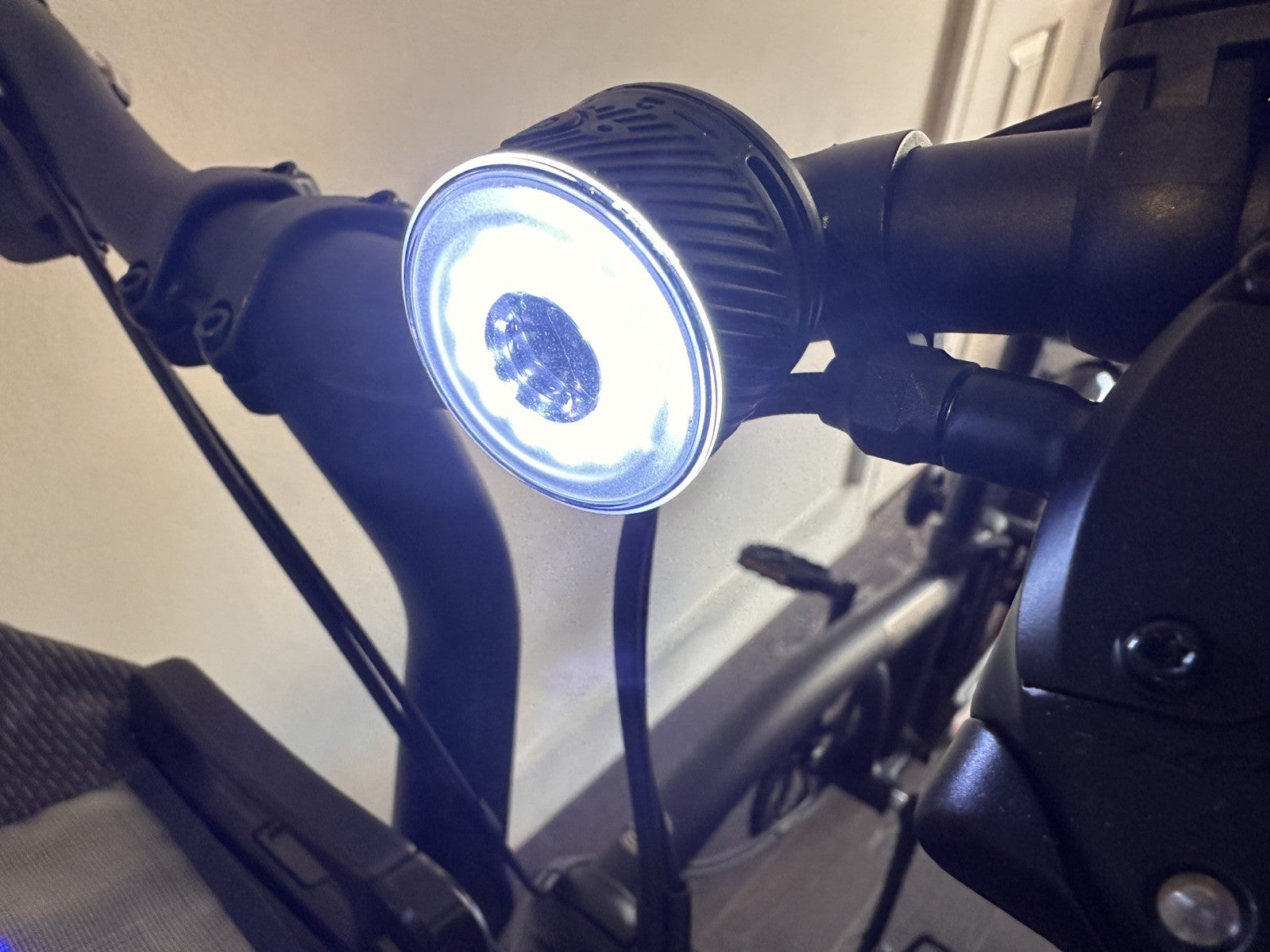 Electric G Line with Roller Frame, Handlebar Control, 4-speed + Brompton Lights