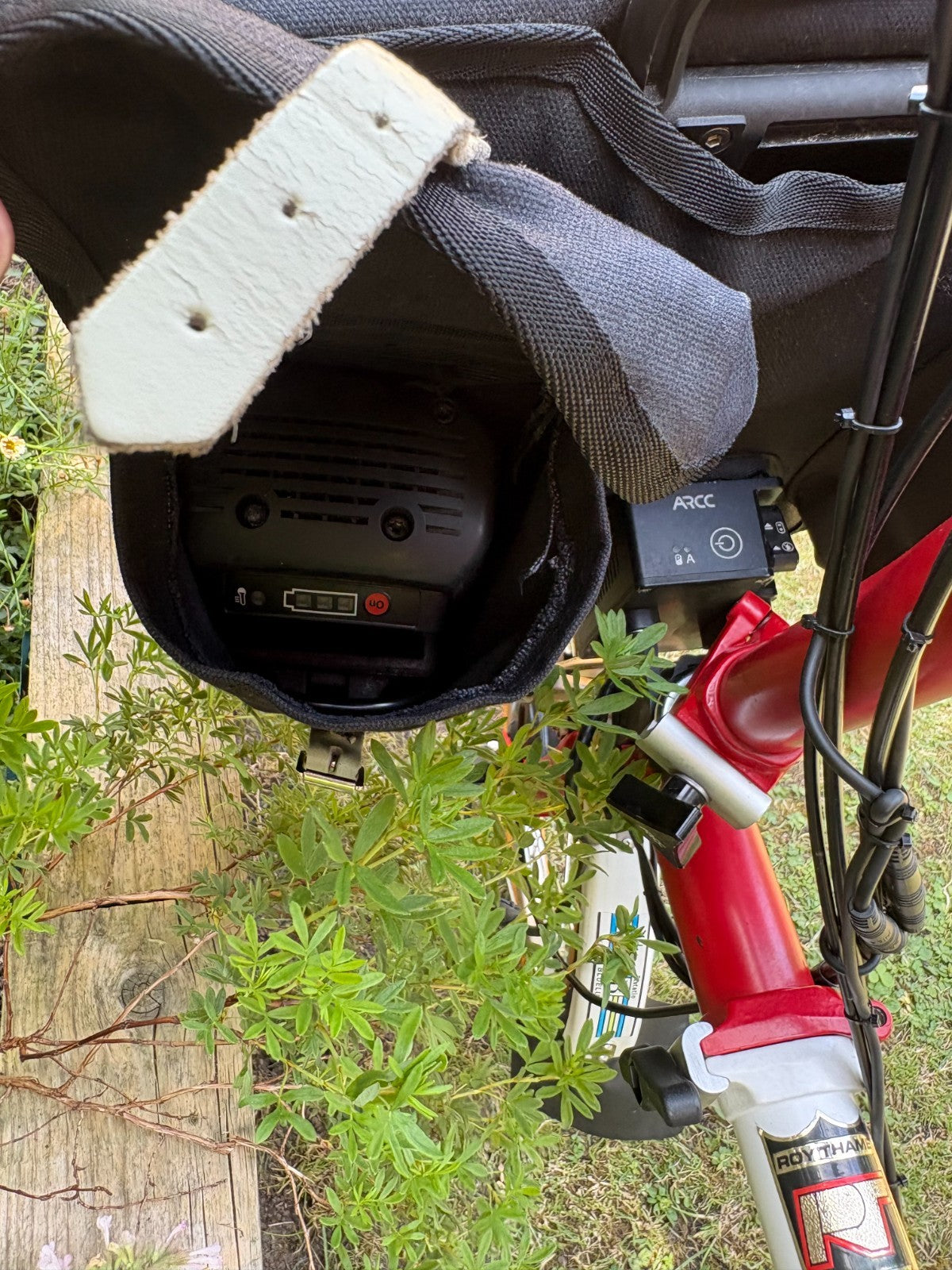 ARCC Electric Brompton Jubilee Limited Edition w/Carradice 25L City Folder Bag