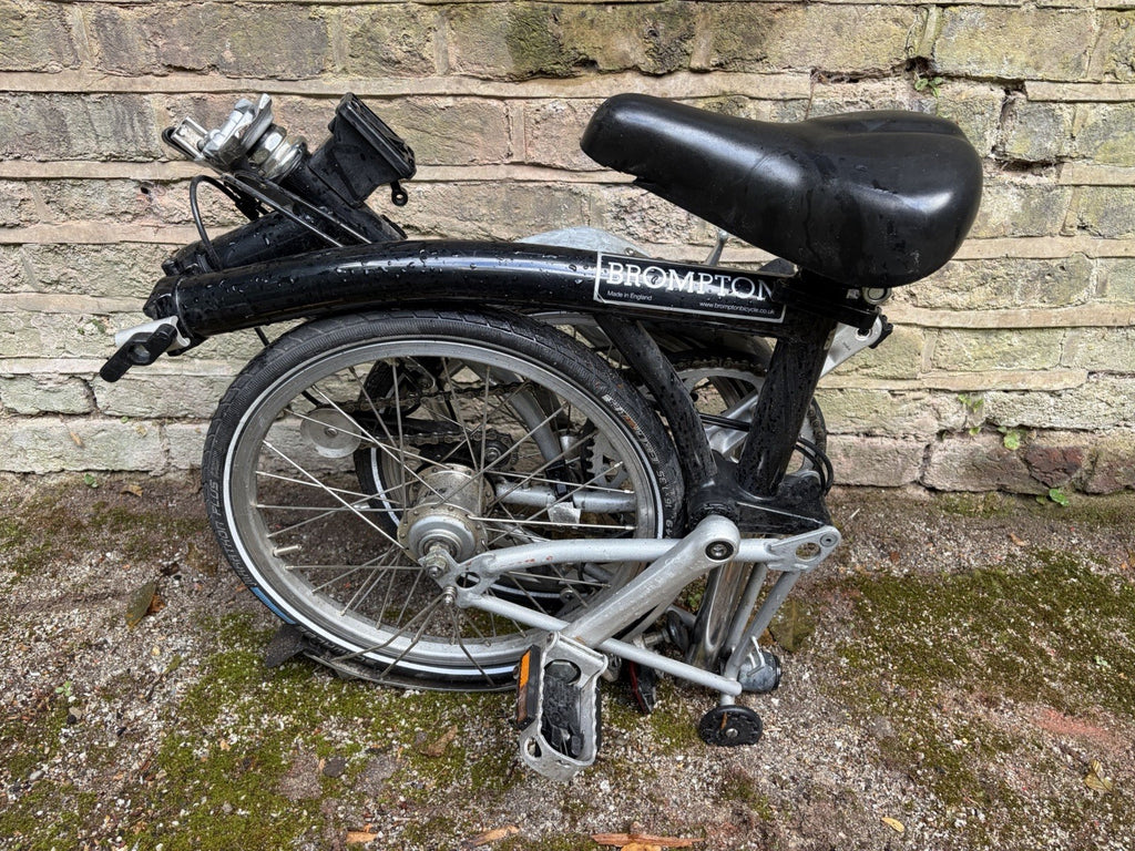 Brompton Folding Bike 16in 31cm Black/Silver Mudguards Reflectors Front Bag inc
