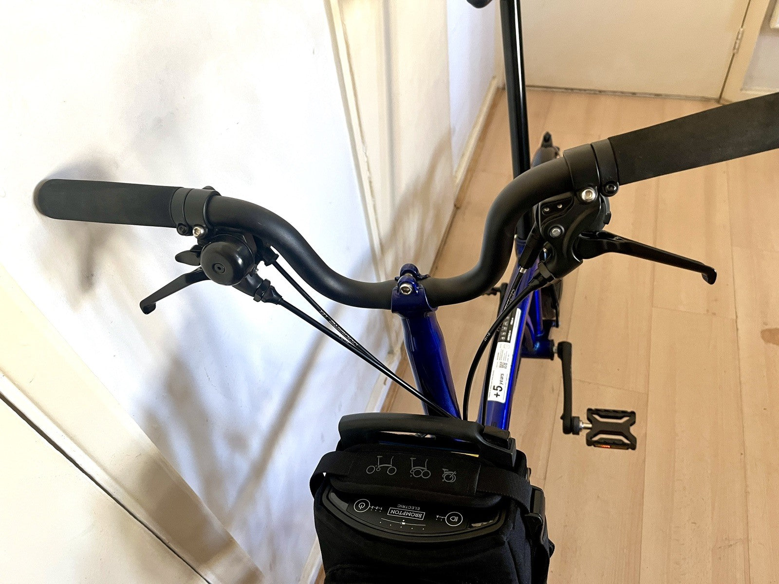 Brompton Electrc P Line 12 Speed M Folding Bike, Blue Lacquer 2025 EXC CONDITION