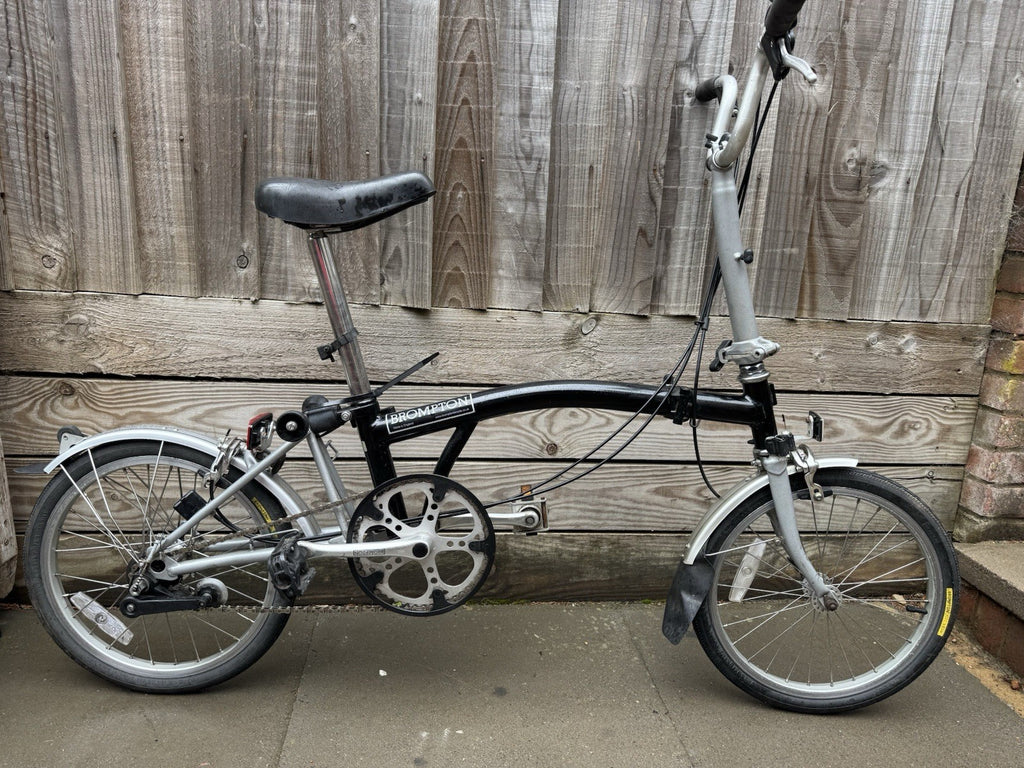 Brompton C Line ￼ 3 Speed STURMEY Archer  Black Fold Up Fully Serviced