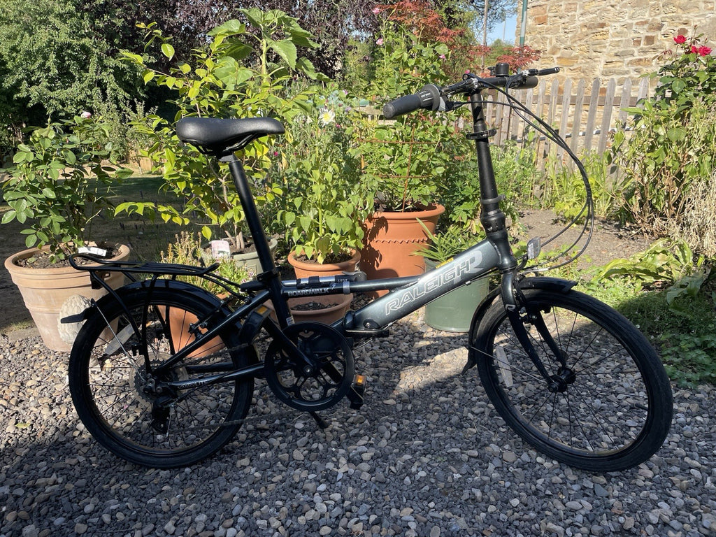Raleigh Boardwalk Air Lite Folding Bicycle / Bike - Very Good Condition