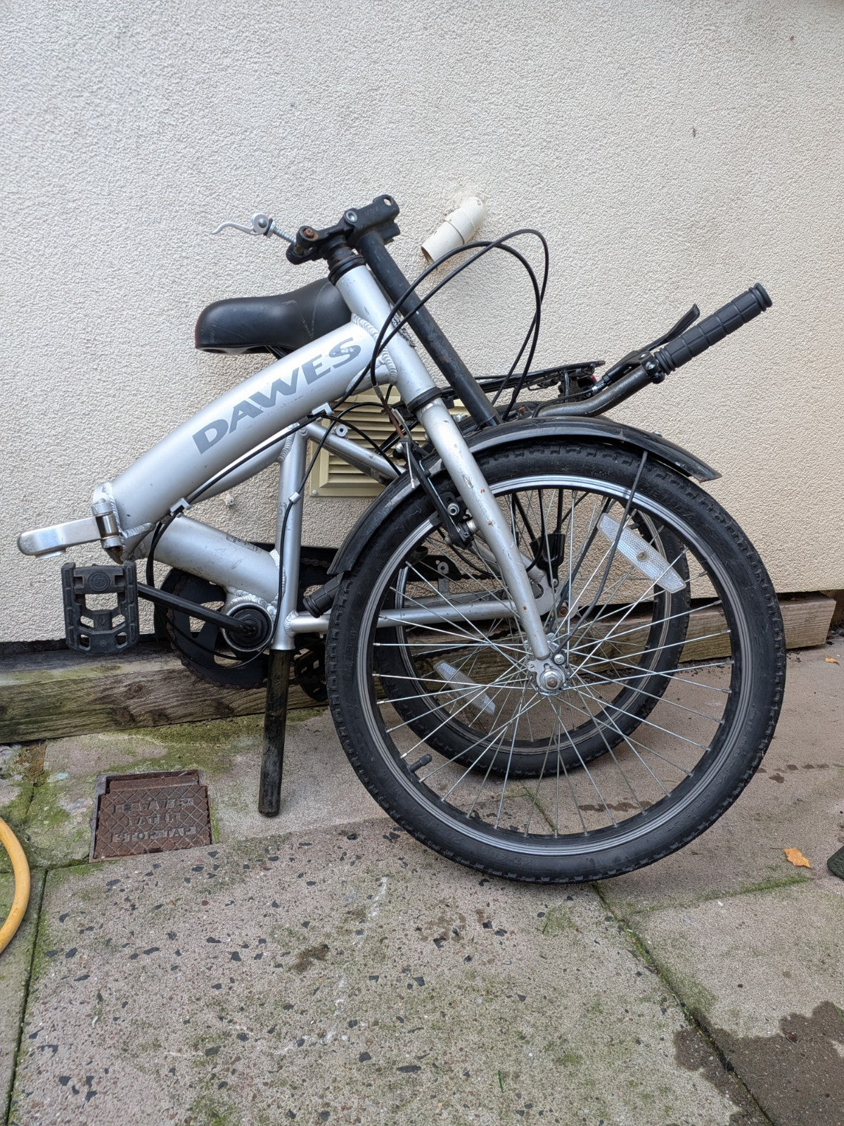 Dawes folding bike 20" wheels