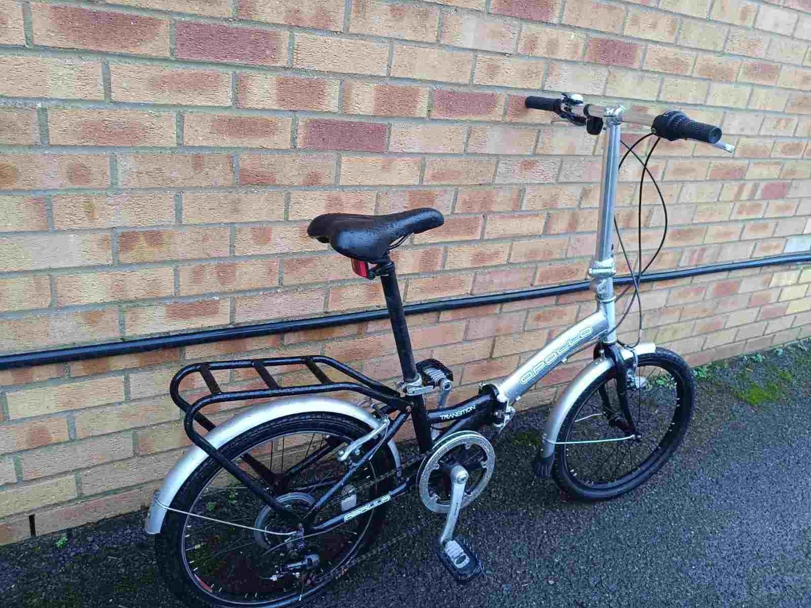 Aluminium Apollo Transition folding bike in good condition with a comfort saddle