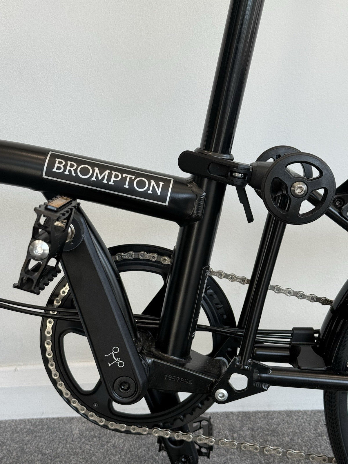 Brompton Folding Bike 12 Speed P Line Low Bar Excellent Condition Black Colour