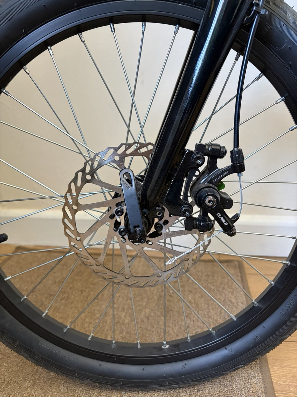 Mini Velo Folding Bike (Challenge Urban Camper) 20” Wheels 6 Speed Commuter