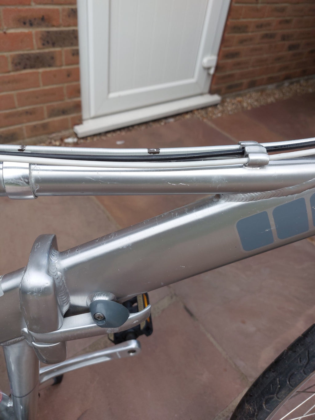 Dahon Espresso fullsize folding bike, index gears, aluminium