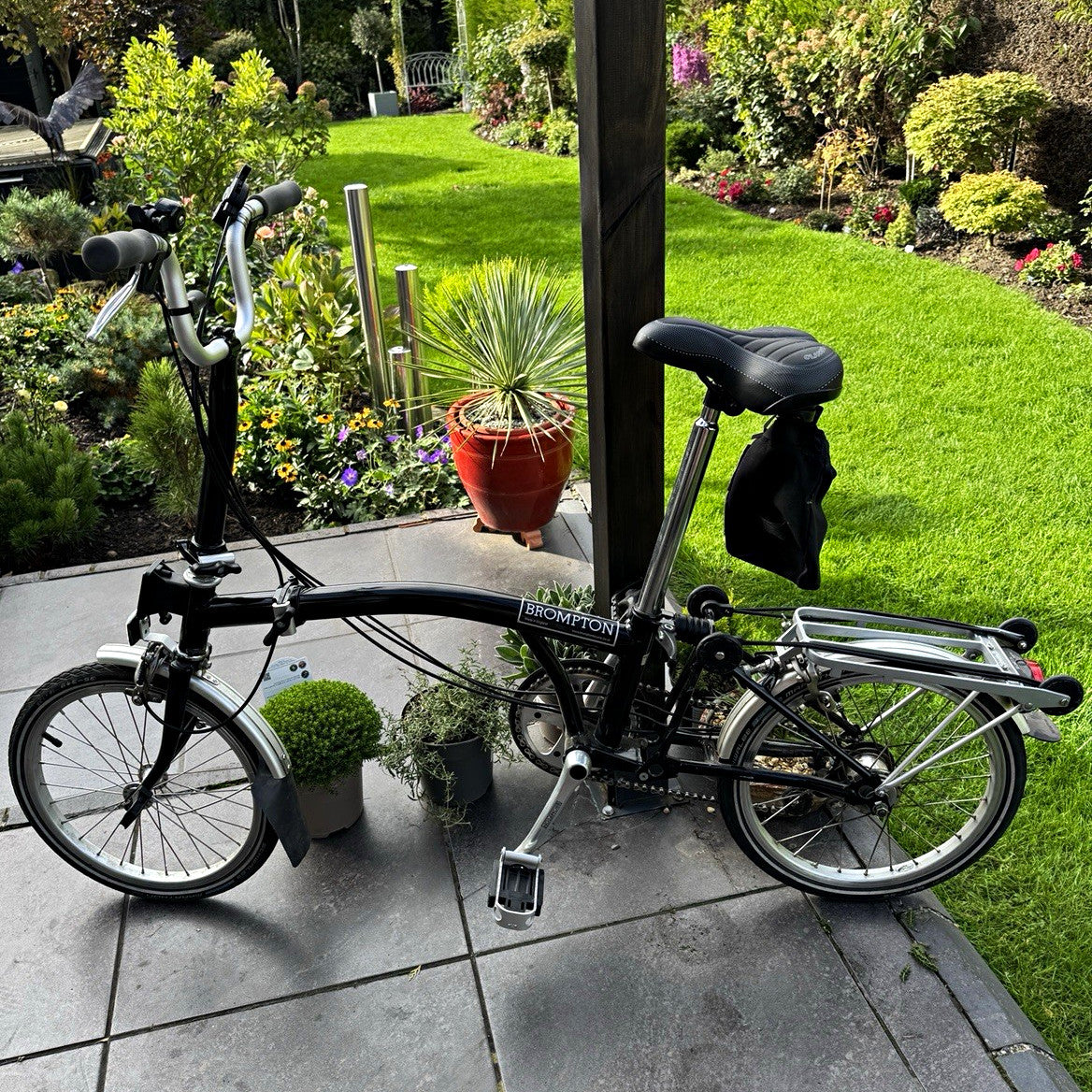 Brompton Folding Bike 16in Black/Silver Hub Gears Rear Rack Mudguards