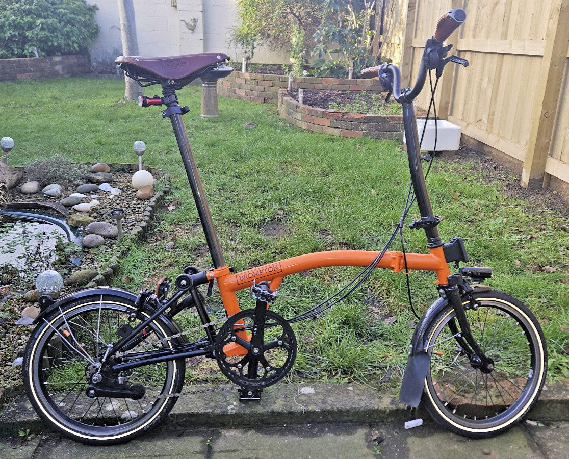 Brompton C Line H6L (6 Speed)  folding bicycle - rare Orange "Black Edition" mod