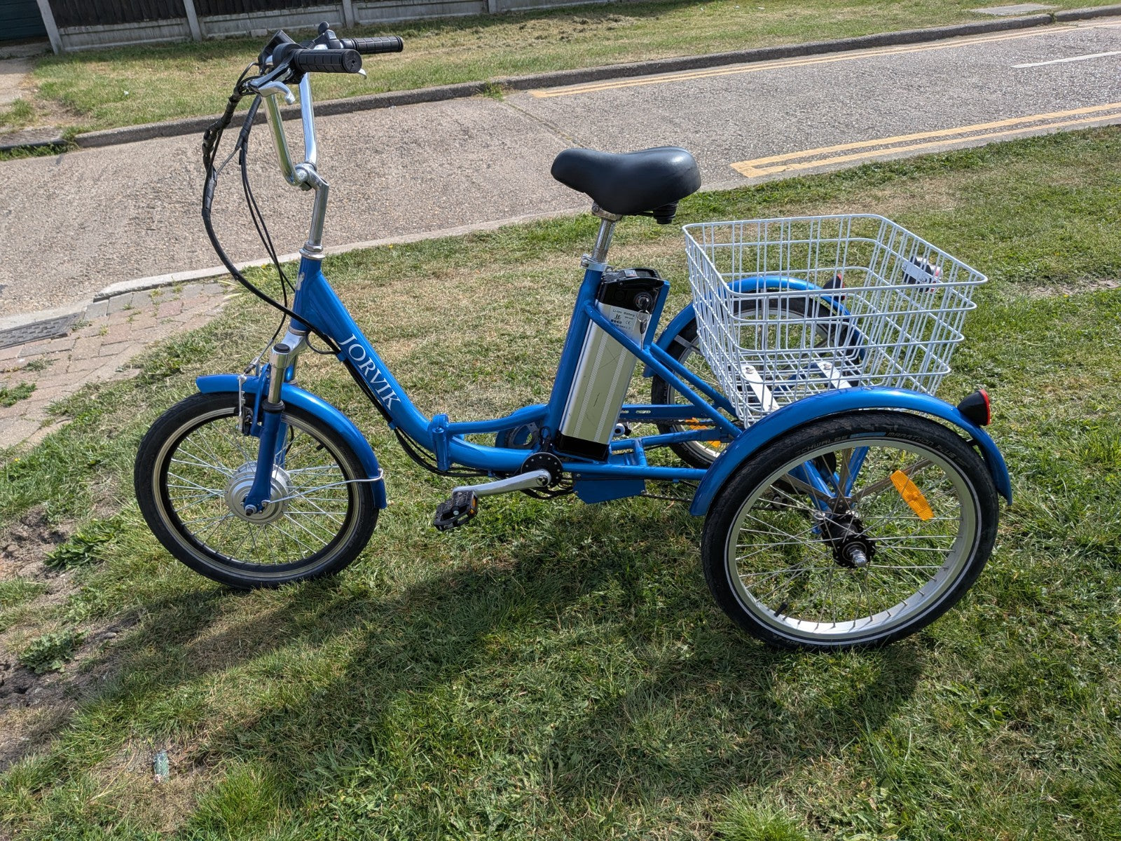Jorvik Folding Tricycle.Good Condition, Delivery Possible.