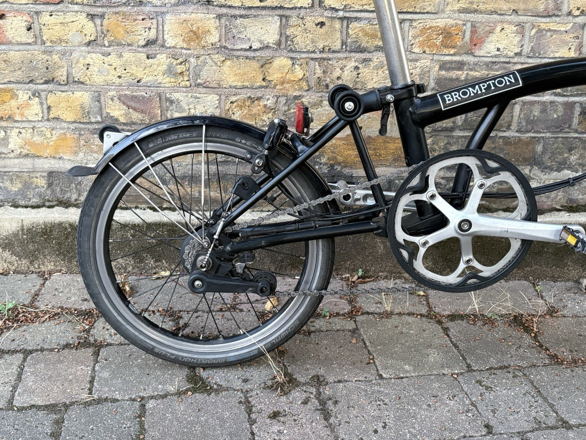Brompton 2020 Folding Bicycle - S6L - Matte Black With Mudguards - Used