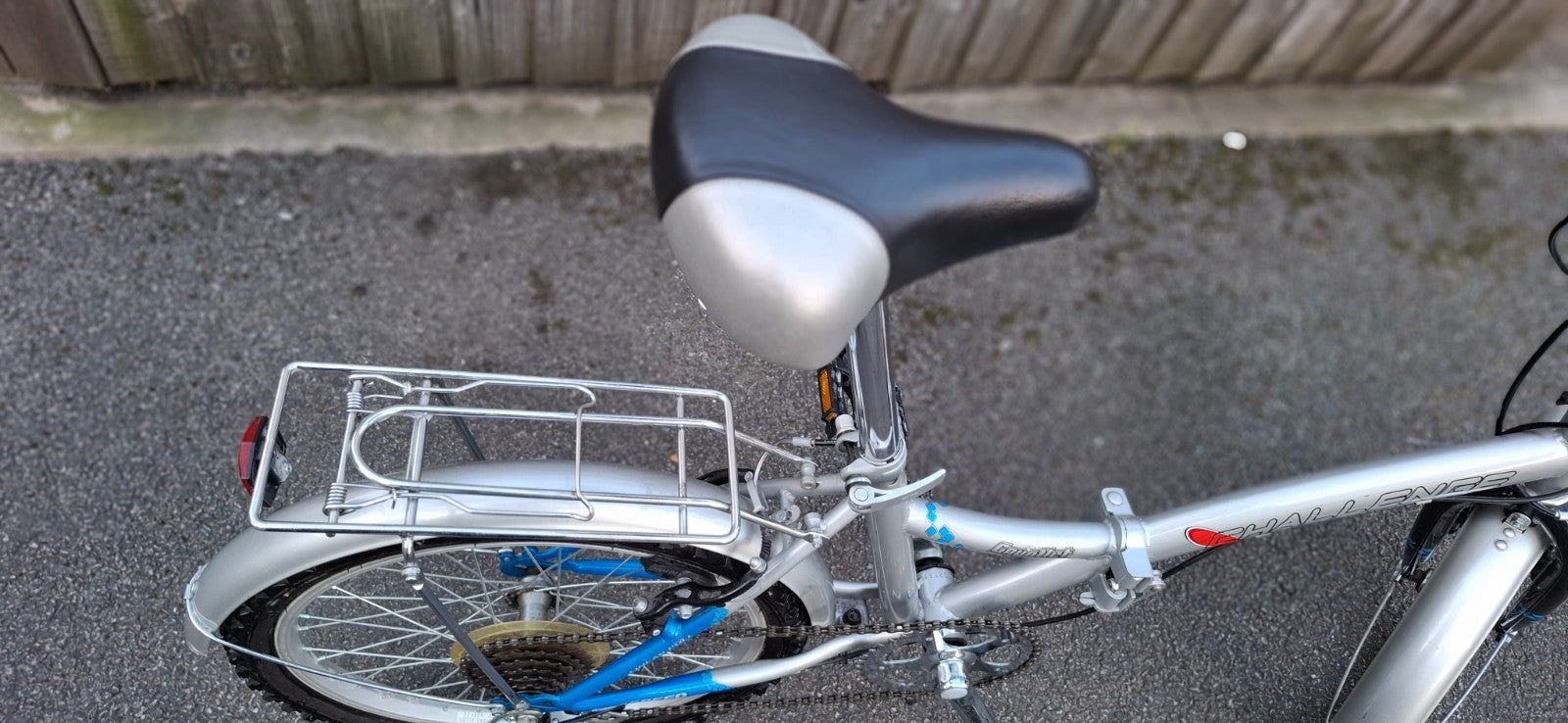 Challenge Gauntlet Unisex 20" wheel Folding Bike – Excellent Condition