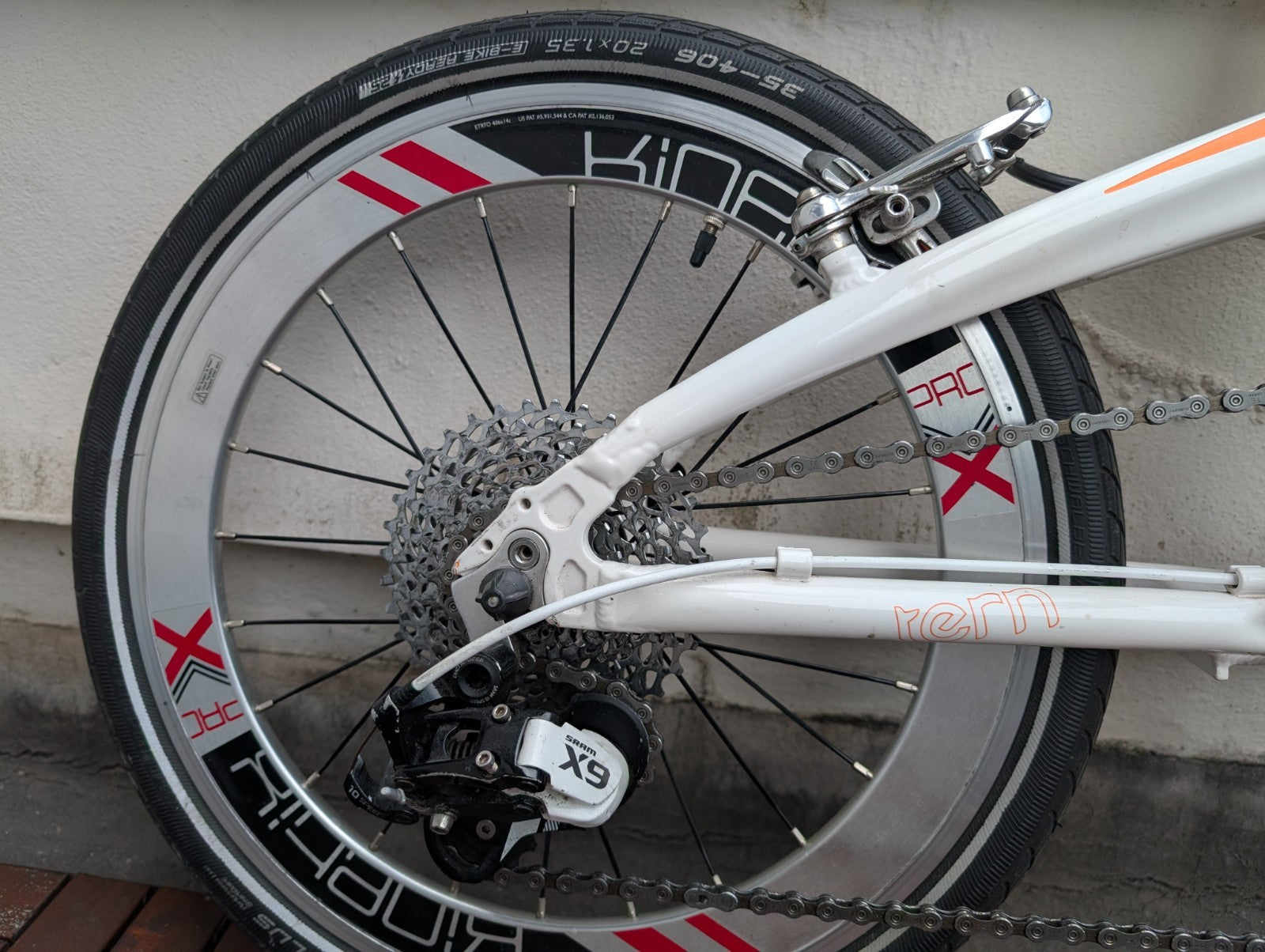 Tern Verge x10 Folding Bike 20in Wheels with upgraded OEM wheelset
