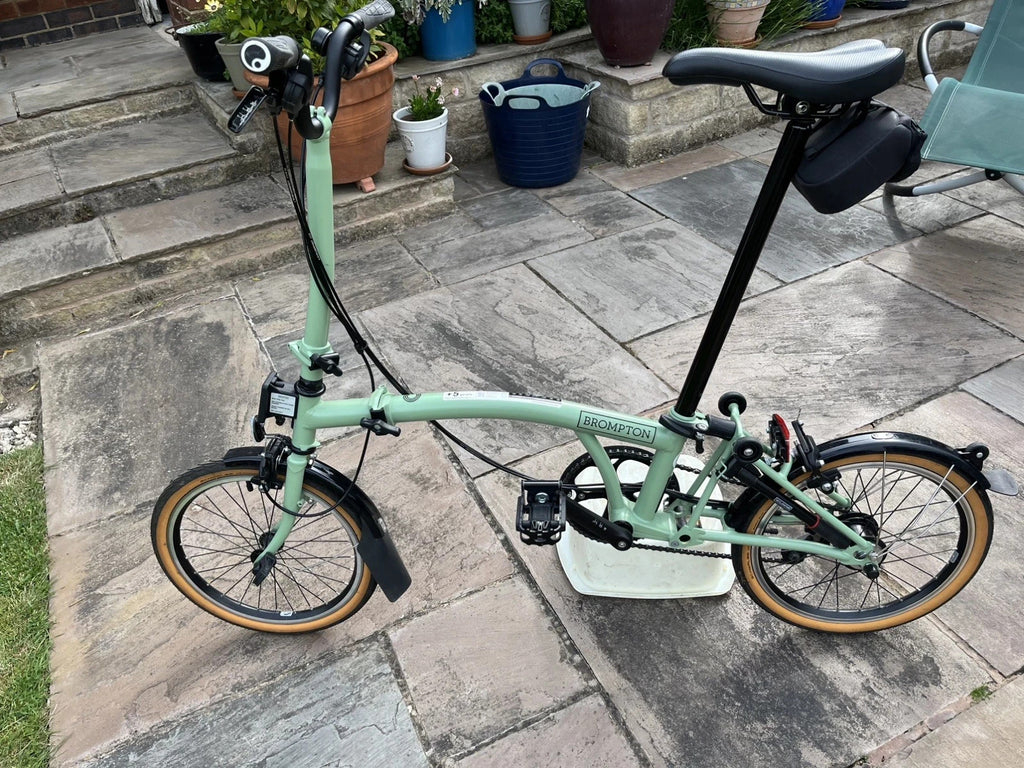 Brompton C Line H6R (6 Speed) folding bicycle - SAGE GREEN (MINT CONDITION)