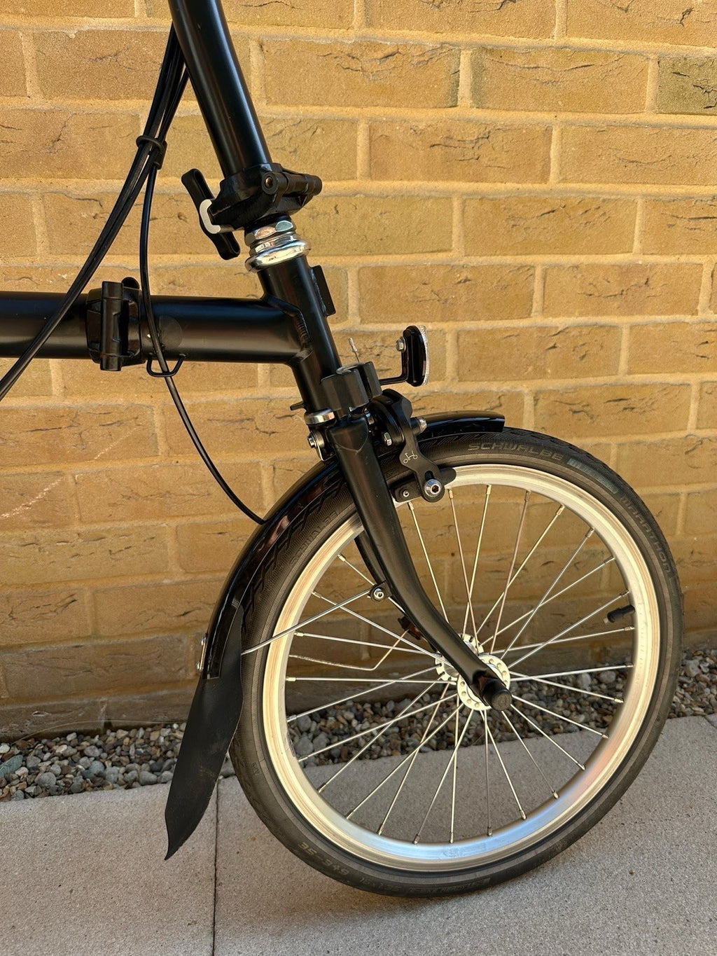 Brompton Folding Bike 16in Black Mudguards Reflectors Riser Bar 2020