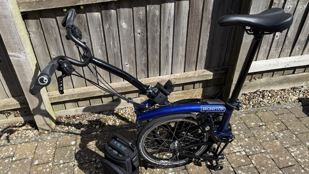 Brompton C Line M6L Bolt Blue e-Folding Bike - Excellent Condition