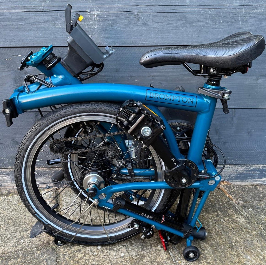2023 Brompton C Line Urban M6L Folding Bicycle in Ocean Blue - Hardly Used