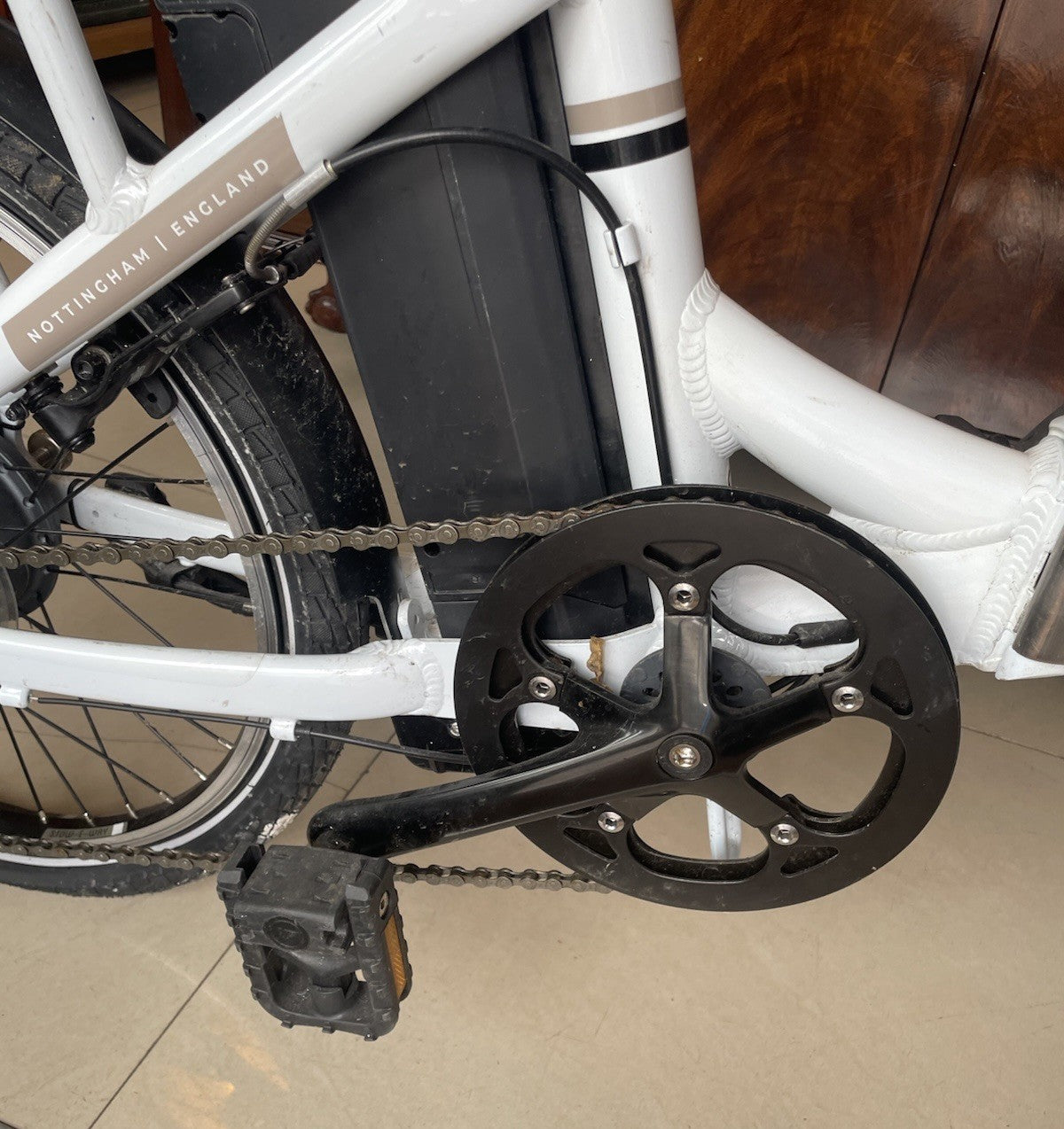 Raleigh Stow-E-Way Folding 7-Speed 20" Wheel Alloy E--Bike White Untested
