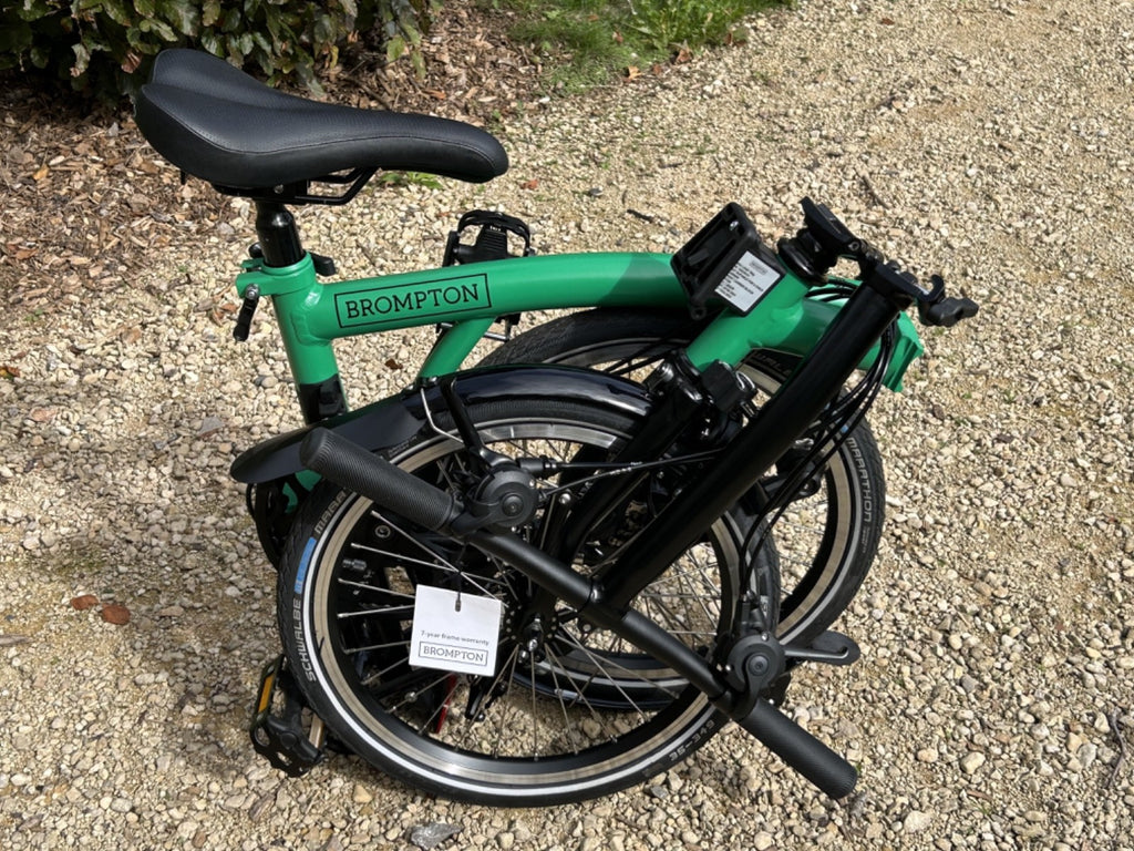 NEW 2026 Brompton C Line 12-Speed Folding Bike Low bar palm green/black