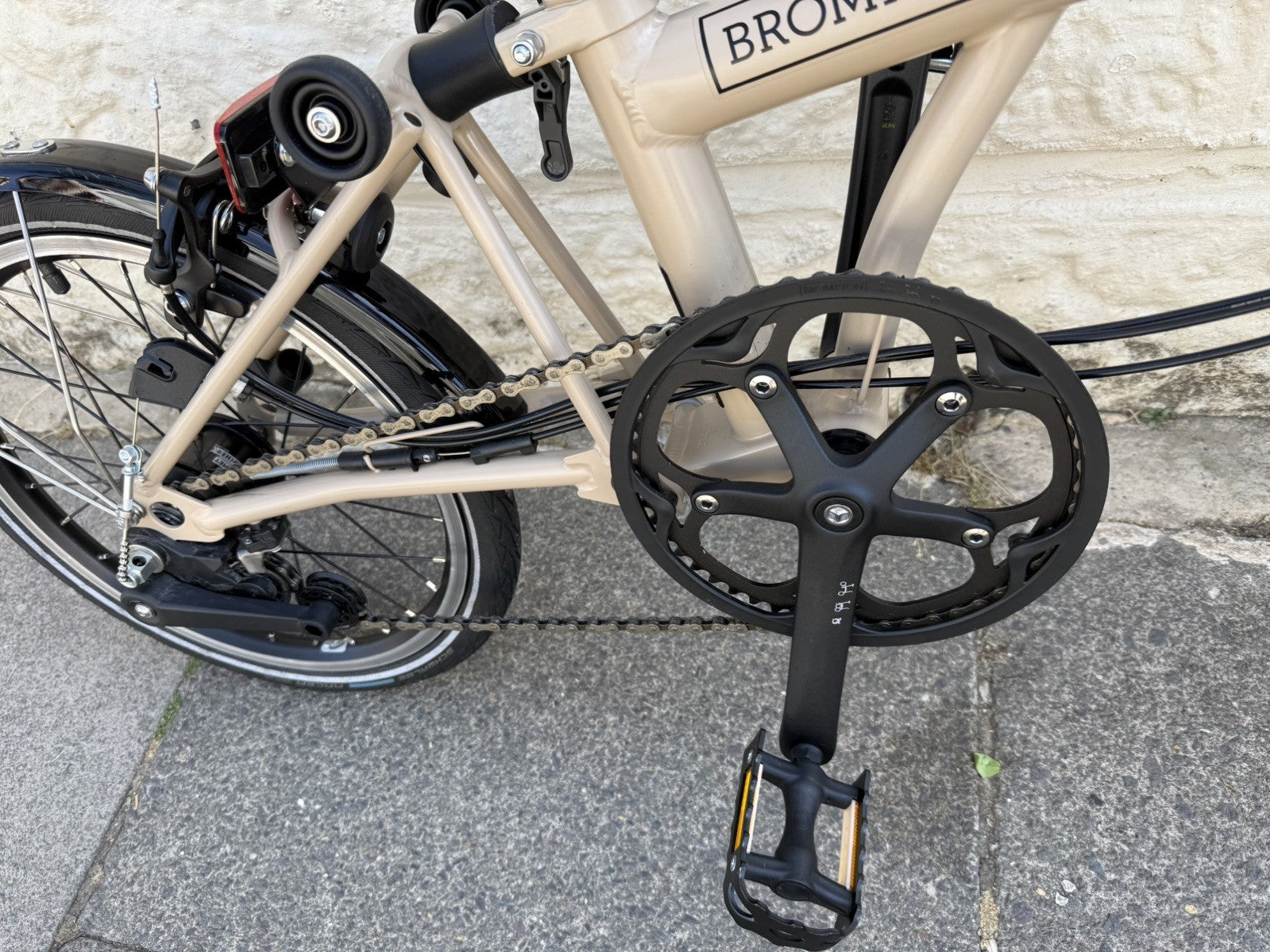 Brompton C Line Explore 2024 Folding Bike 6-Speed, Mid-Bar (Colour: Dune Sand)