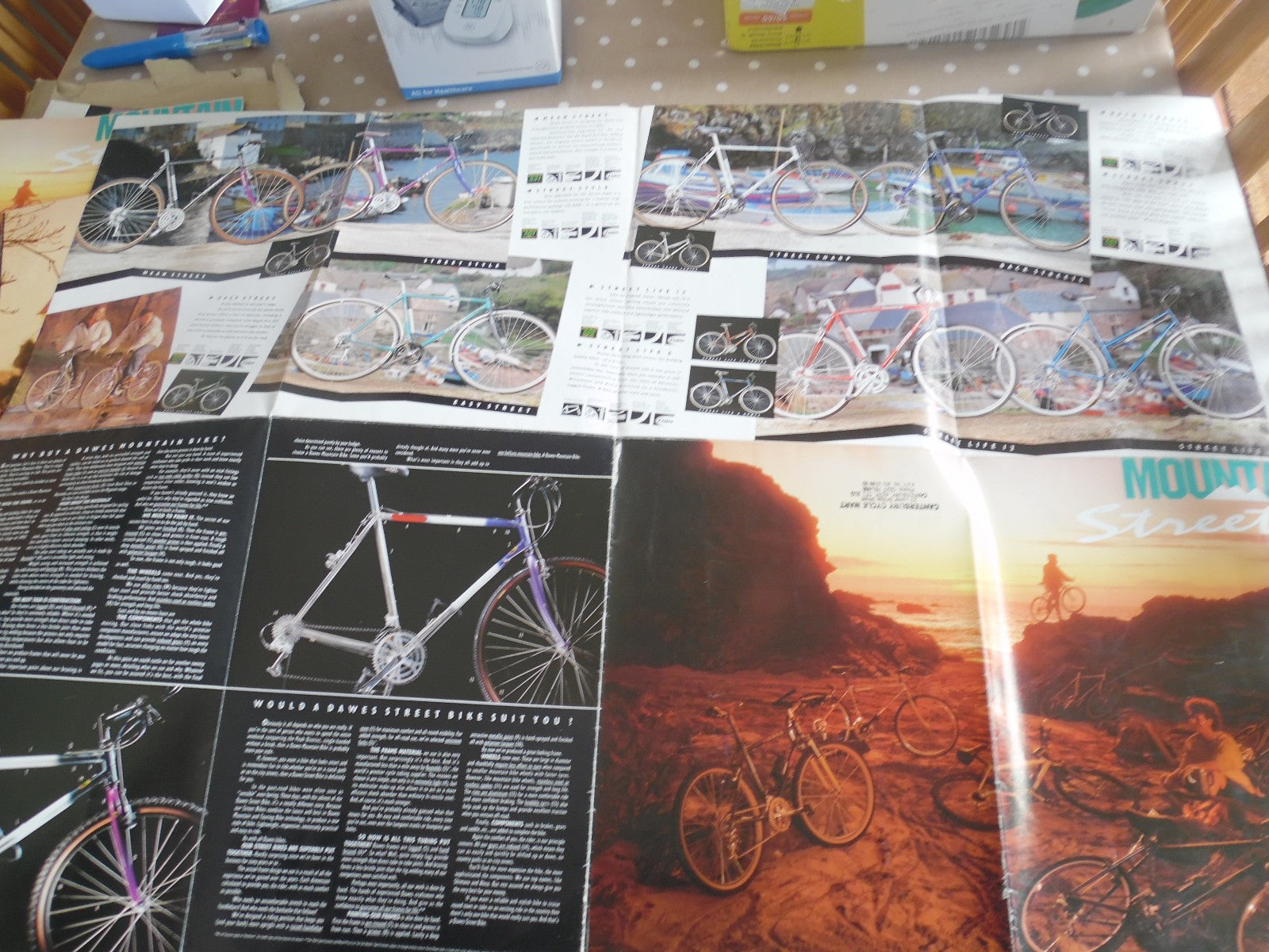 Dawes Cycles 1992 Touring/Tandem & Mountain/Street Brochures fold out type