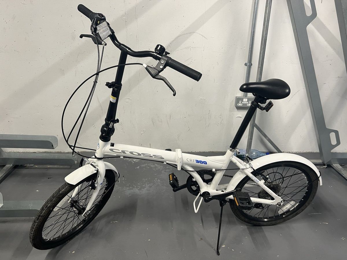 CROSS CRF300 Folding Bike 20 in White with Mudguards & Kickstand