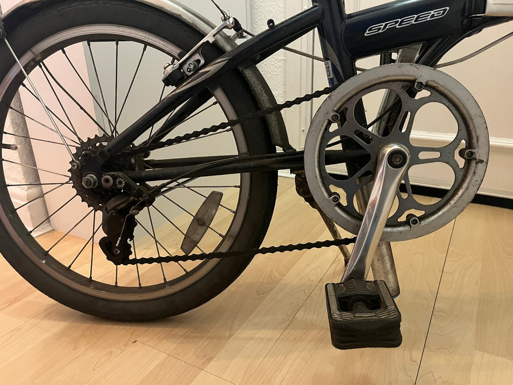 Dahon Speed D7 Folding Bike - Cracked Frame - For Parts