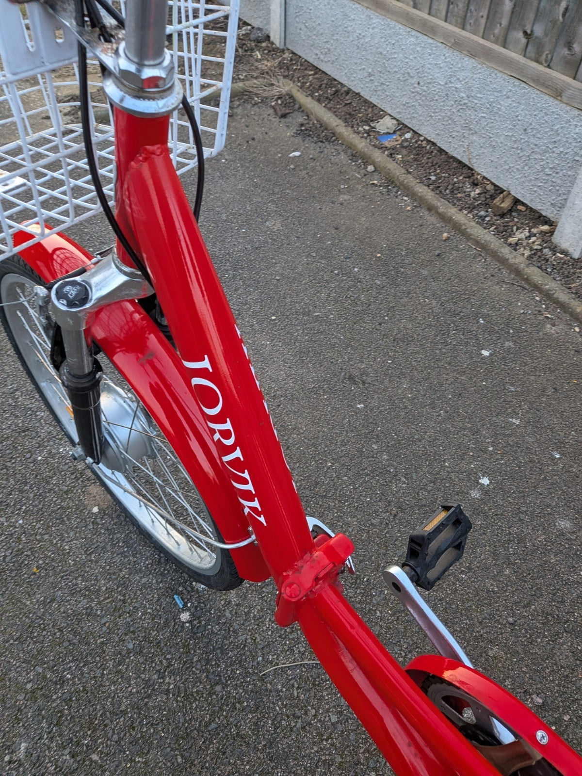 Jorvik Electric Tricycle, Barely Used, Foldable, Delivery Is Possible