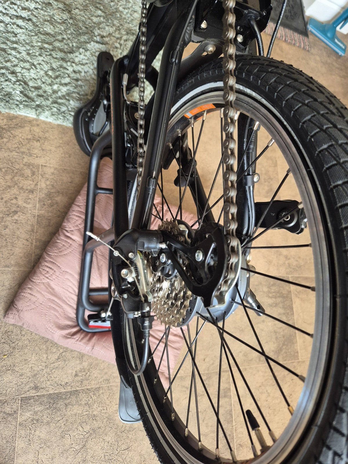Raleigh Stow E Way Folding  Bike.