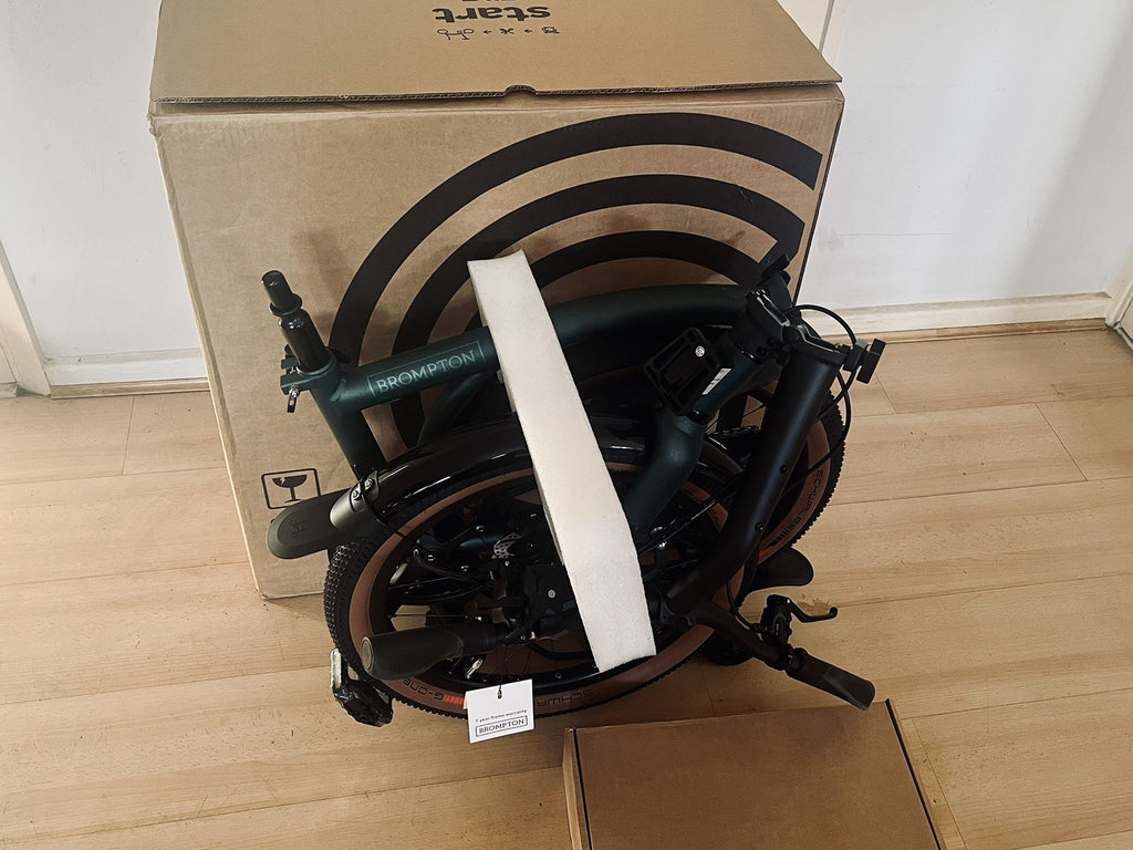 Brompton G Line, 8 speed w Roller Rack 2026 - Forest Green - Size Medium