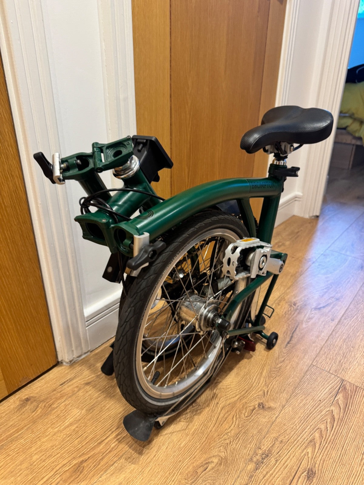 Brompton C Line Utility Folding Bike – Racing Green – Excellent Condition