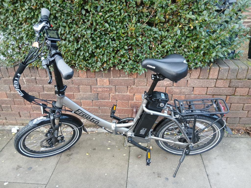 Ecosmo 20AF09W Lightweight Alloy Folding City Bicycle 20" 12kg - White
