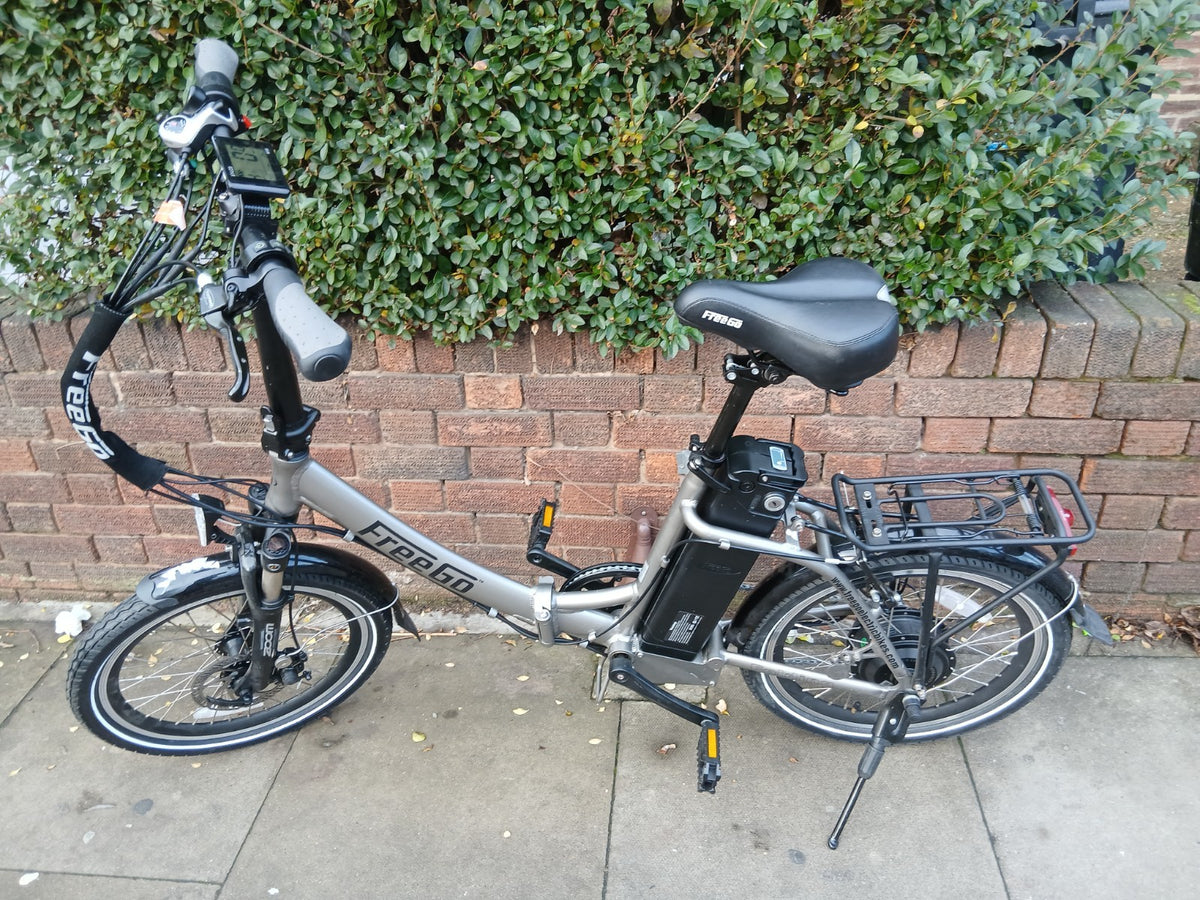 Ecosmo 20AF09W Lightweight Alloy Folding City Bicycle 20" 12kg - White