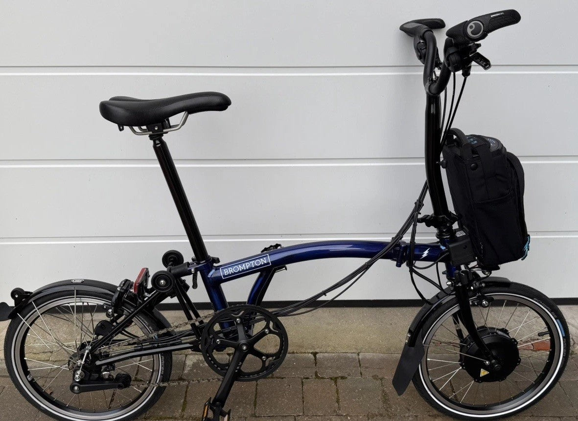 Brompton - C Line E-Folding Bike - M6L -Bolt Blue Lacquer - Near Mint Condition