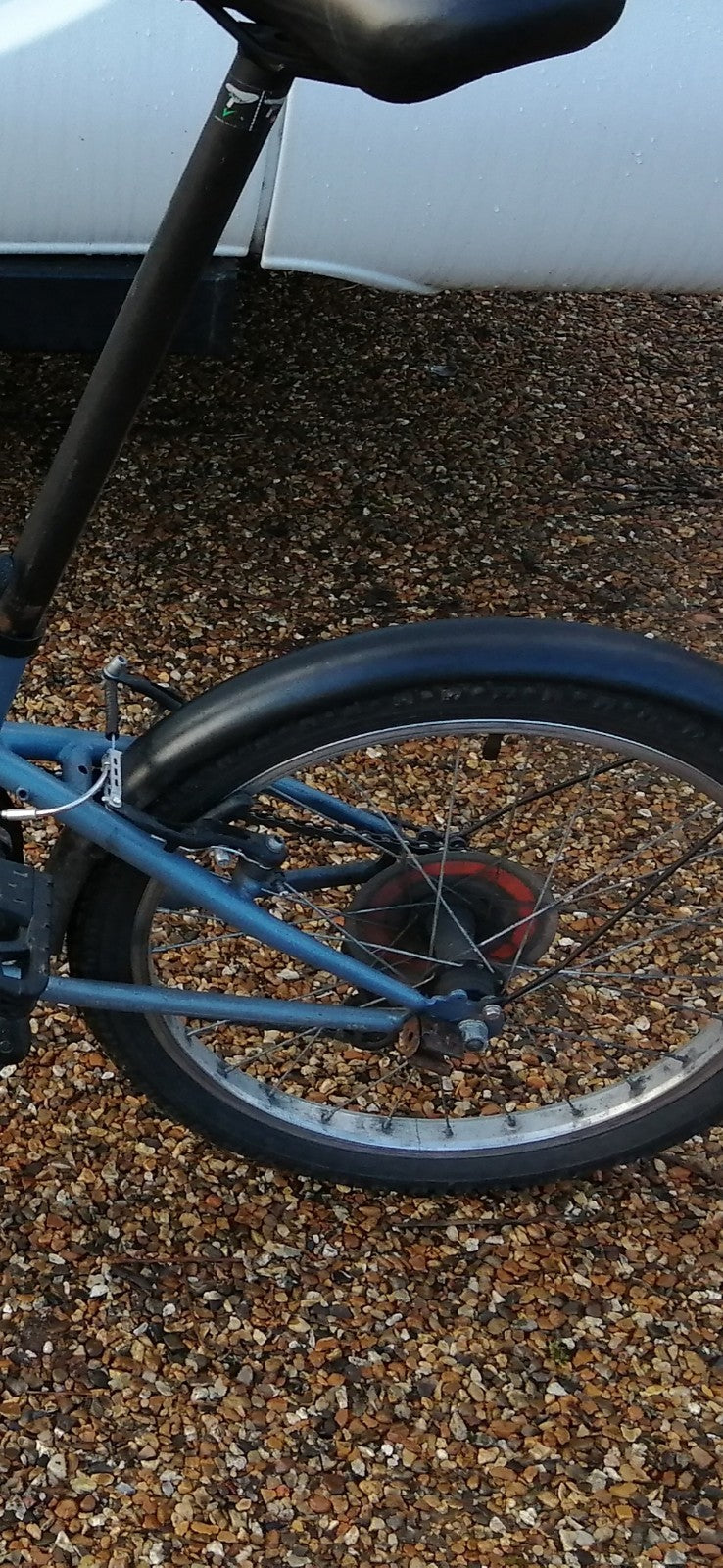 Blue Oxylane Folding Bike.. Works Read Advert