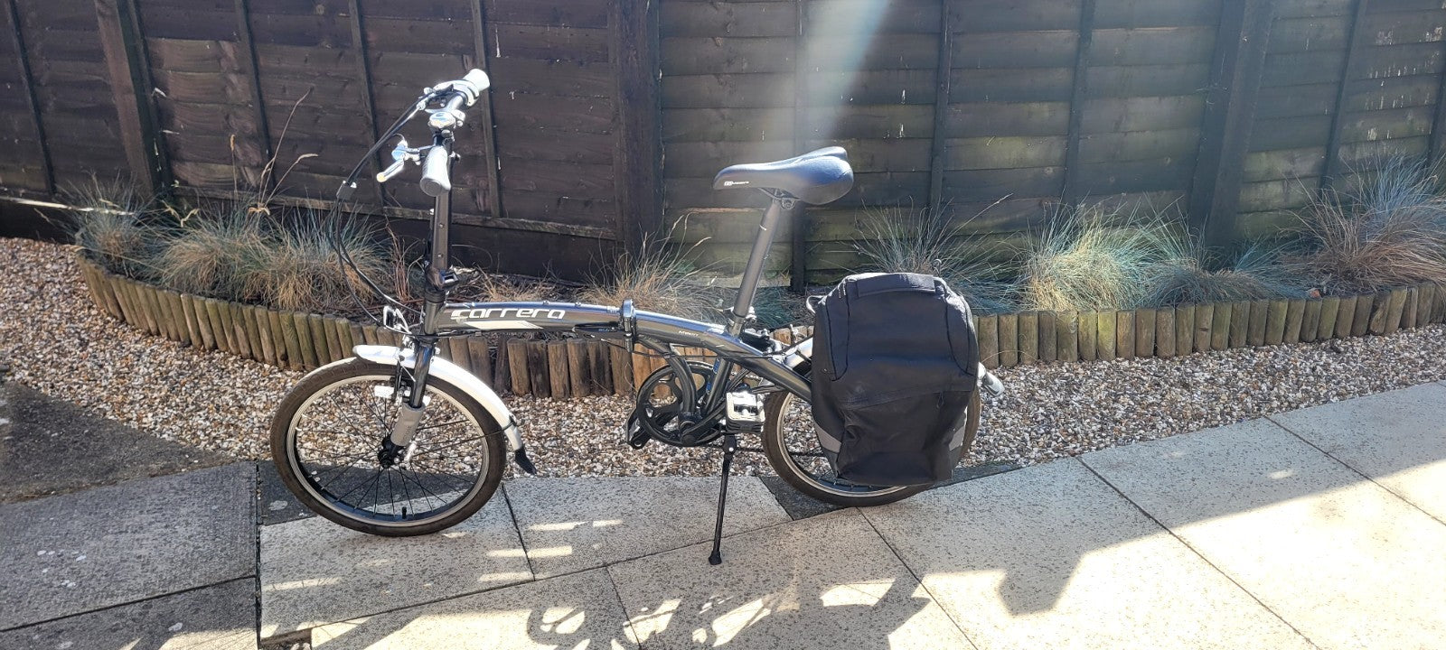 Carrera Intercity Folding Bike 8-Speed