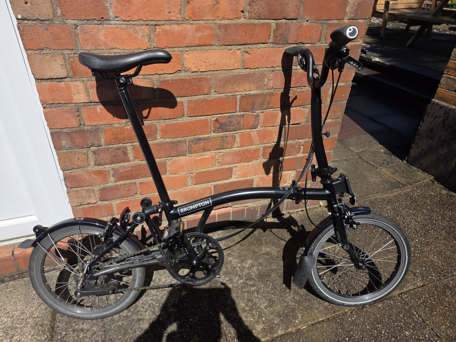 2025 Brompton 6 Speed with Front Mounting Bag. Excellent Condition